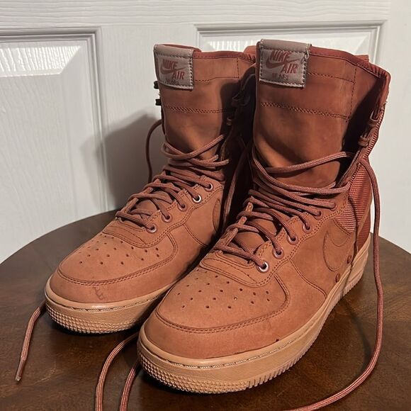 🔥🔥 NIKE AIR FORCE 1 SF  Women Size 8.5 - DUSTY PEACH 857872-202 - EUC - *Read* - Picture 2 of 16